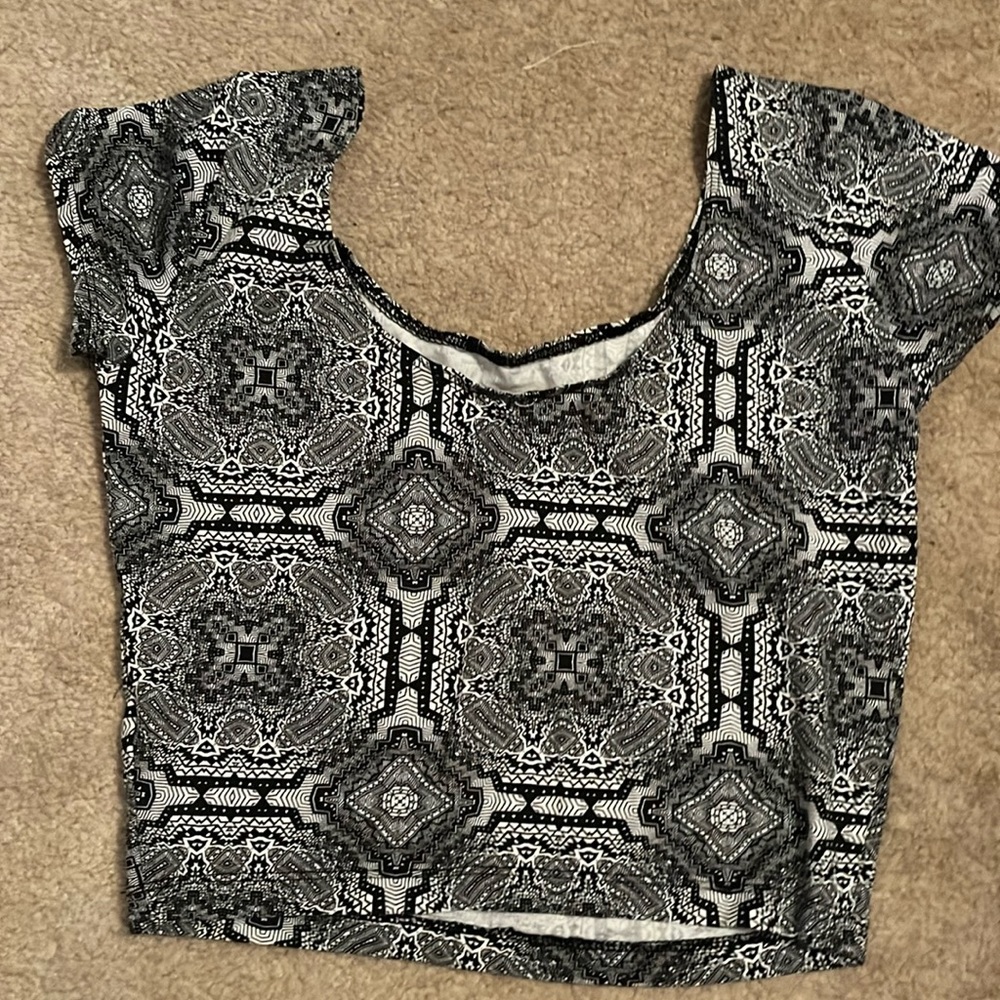Garage crop top